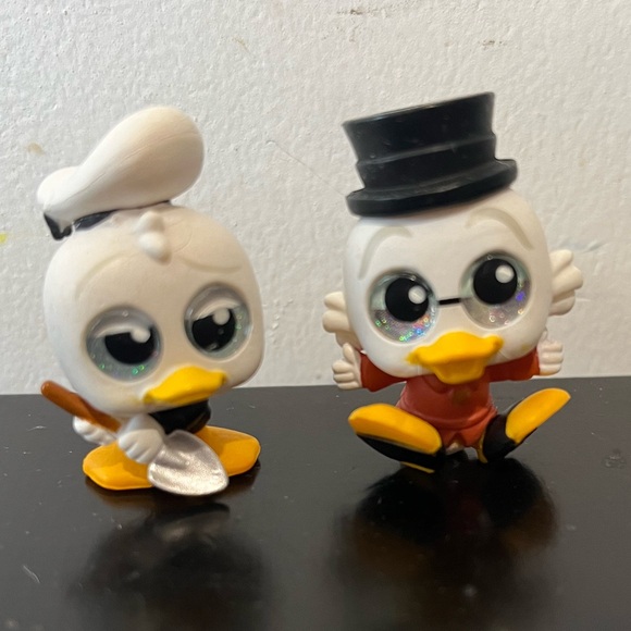 Disney Doorables Movie Moments Series 2 DUCKTALES Scrooge McDuck & Donald - Picture 8 of 9